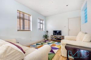 Photo 25- click for photo gallery